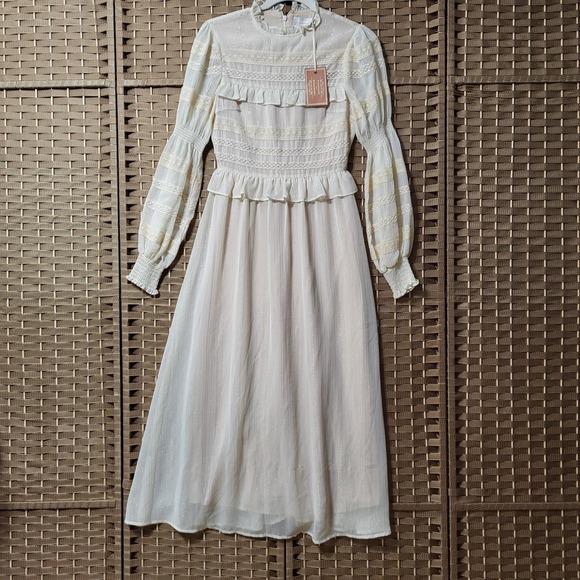 Champagne & Strawberry Dress Womens XS White Long‎ Sleeve Ruffle Maxi Shimmer - Picture 1 of 12